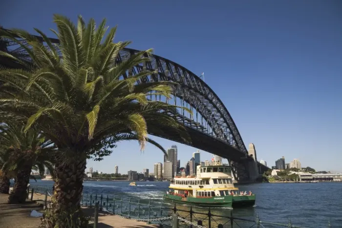 Framed Print : Two older icons of Sydney, the Harbour Bridge at Milsons Point on the North Sydney shore