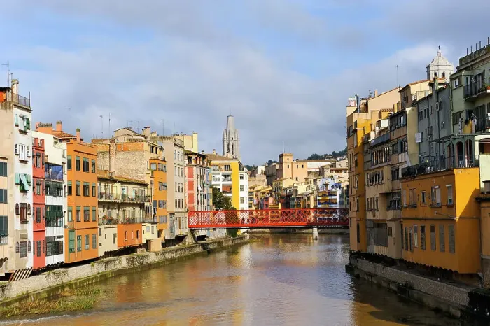 Framed Print : Onyar River, Girona, Autonomous community of Catalonia, Spain, Europe Framed Print : Onyar River, Girona, Autonomous community of Catalonia, Spain, Europe