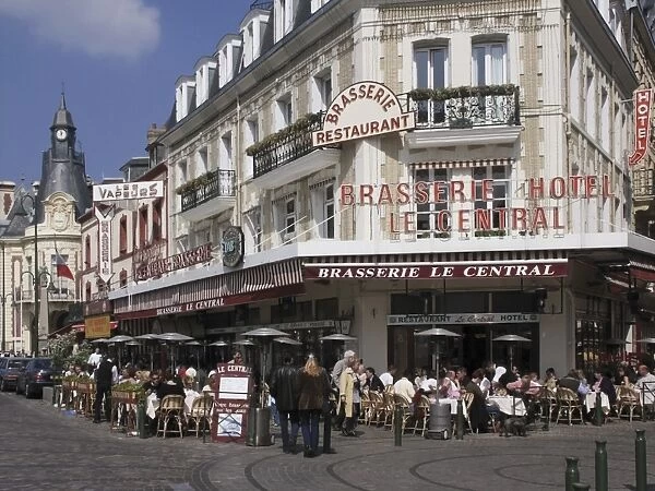 Open air pavement brasserie restaurant, Trouville, Calvados, Normandy, France, Europe