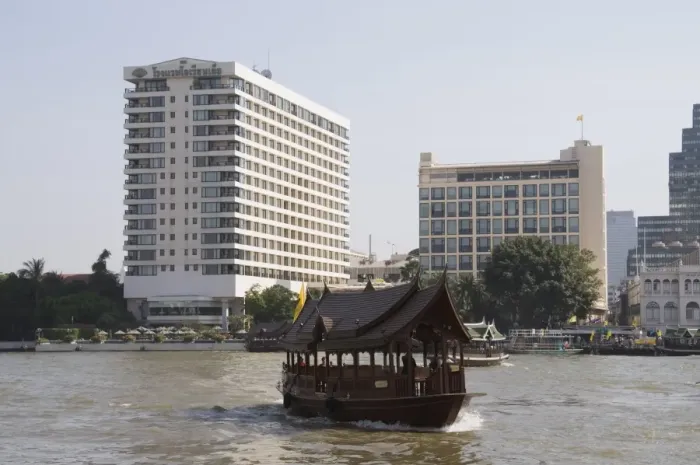 Framed Print : Oriental Hotel on the Chao Phraya River, Bangkok, Thailand, Southeast Asia, Asia Framed Print : Oriental Hotel on the Chao Phraya River, Bangkok, Thailand, Southeast Asia, Asia