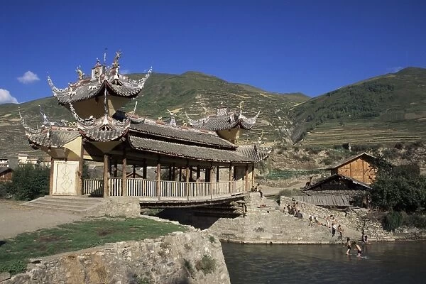 Ornate bridge, Songpan, Sichuan Province, China, Asia
