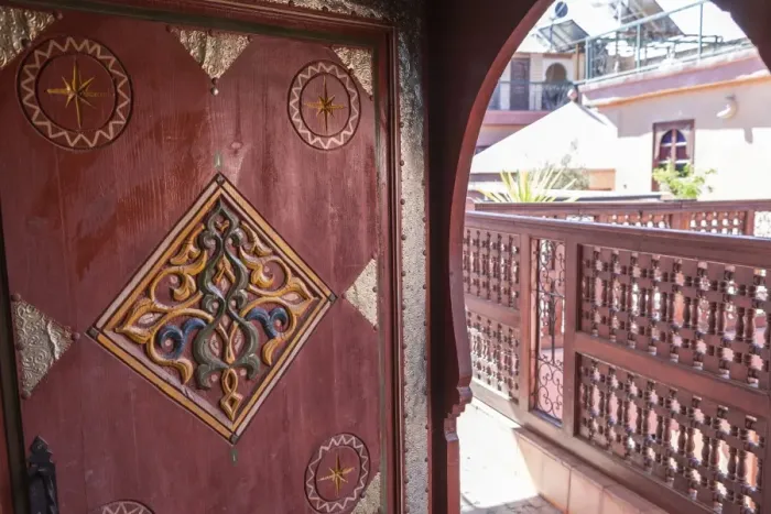 Framed Print : An ornate doorway in Riad Amsaffah, Marrakech, Morocco, North Africa, Africa Framed Print : An ornate doorway in Riad Amsaffah, Marrakech, Morocco, North Africa, Africa