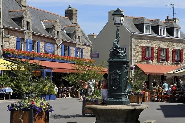 Ornate drinking fountain, Concarneau, Finistere, Brittany, France, Europe