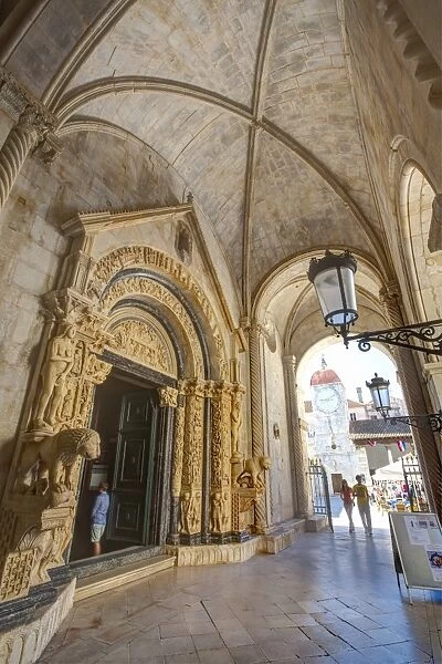 Ornately carved Portal entrance of the Cathedral of St. Lawrence, Stari Grad (Old town), Trogir, Dalmatia, Croatia, Europe
