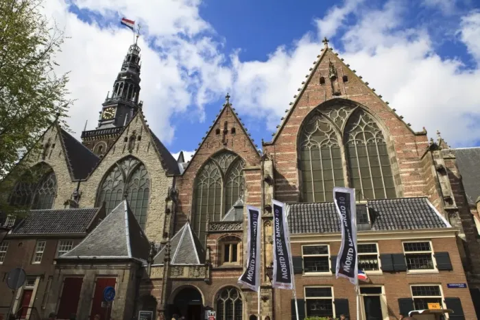 Framed Print : Oude Kerk, Amsterdams oldest church, consecrated in 1306, Amsterdam Framed Print : Oude Kerk, Amsterdams oldest church, consecrated in 1306, Amsterdam