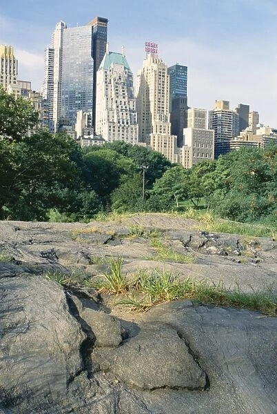 Outcrop of Manhattan gneiss which forms bedrock for skyscrapers