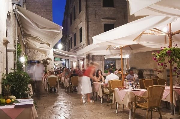 Outdoor dining in the evening, Dubrovnik, UNESCO World Heritage Site, Dalmatia