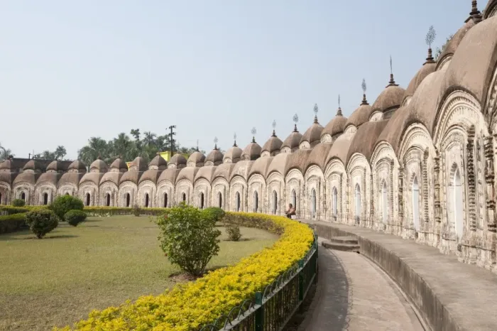 Framed Print : Outer ring of 108 Shiva temples built in two concentric circles by Maharaja Teja Chandra Bahadur in 1809, Kalna, West Bengal, India, Asia Framed Print : Outer ring of 108 Shiva temples built in two concentric circles by Maharaja Teja Chandra Bahadur in 1809, Kalna, West Bengal, India, Asia