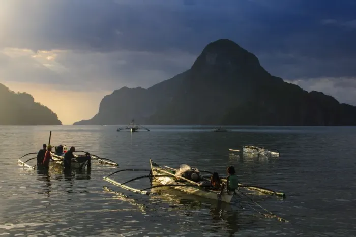 Framed Print : Outrigger boat at sunset in the bay of El Nido, Bacuit Archipelago, Palawan, Philippines, Southeast Asia, Asia Framed Print : Outrigger boat at sunset in the bay of El Nido, Bacuit Archipelago, Palawan, Philippines, Southeast Asia, Asia
