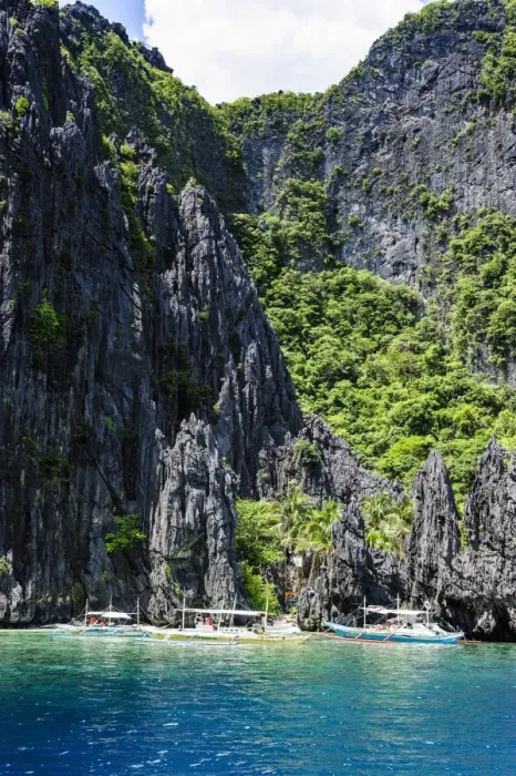 Framed Print : Outrigger boats in the crystal clear water in the Bacuit archipelago, Palawan, Philippines, Southeast Asia, Asia Framed Print : Outrigger boats in the crystal clear water in the Bacuit archipelago, Palawan, Philippines, Southeast Asia, Asia