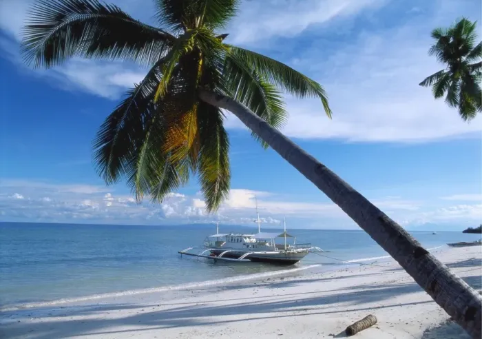 Framed Print : Outrigger Motorboat Moored on Alona Beach, Panglao, Bohol, Philippines Framed Print : Outrigger Motorboat Moored on Alona Beach, Panglao, Bohol, Philippines