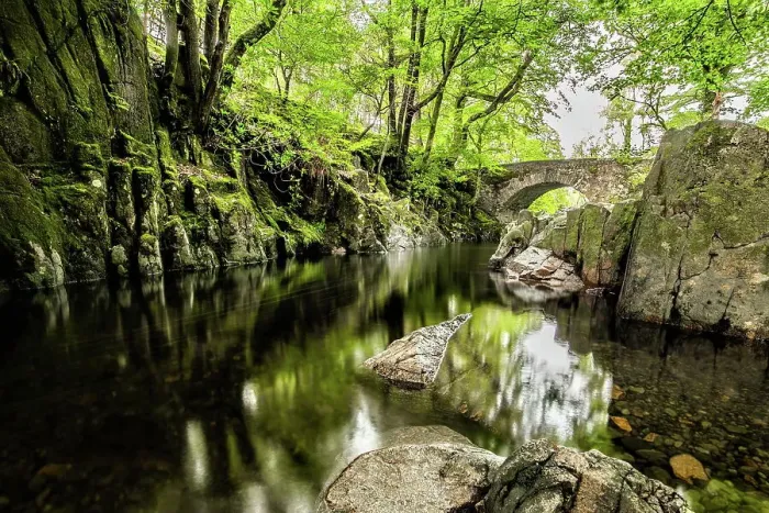 Framed Print : Overcast day in the Eskdale Valley with calm and cold waters from Trough House Bridge and the stunning River Esk, Lake District National Park, UNESCO World Heritage Site, Cumbria, England, United Kingdom, Europe Framed Print : Overcast day in the Eskdale Valley with calm and cold waters from Trough House Bridge and the stunning River Esk, Lake District National Park, UNESCO World Heritage Site, Cumbria, England, United Kingdom, Europe