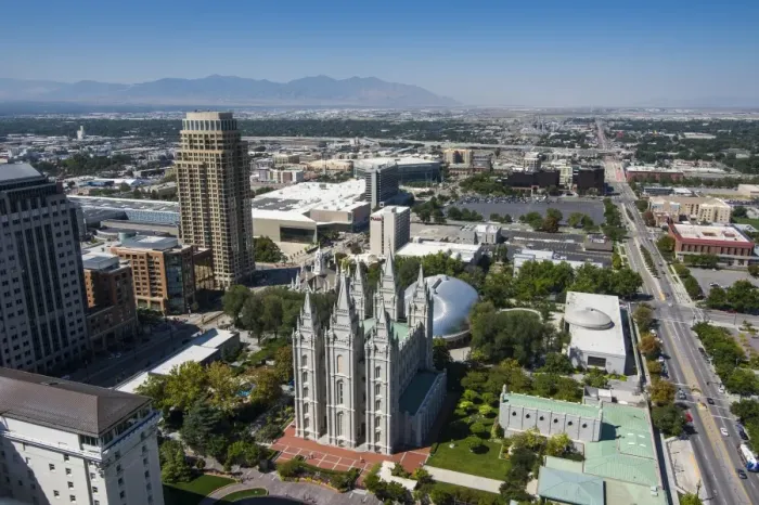 Framed Print : Overlook over Salt Lake City and the Mormon Assembly Hall, Salt Lake City, Utah, United States of America, North America Framed Print : Overlook over Salt Lake City and the Mormon Assembly Hall, Salt Lake City, Utah, United States of America, North America