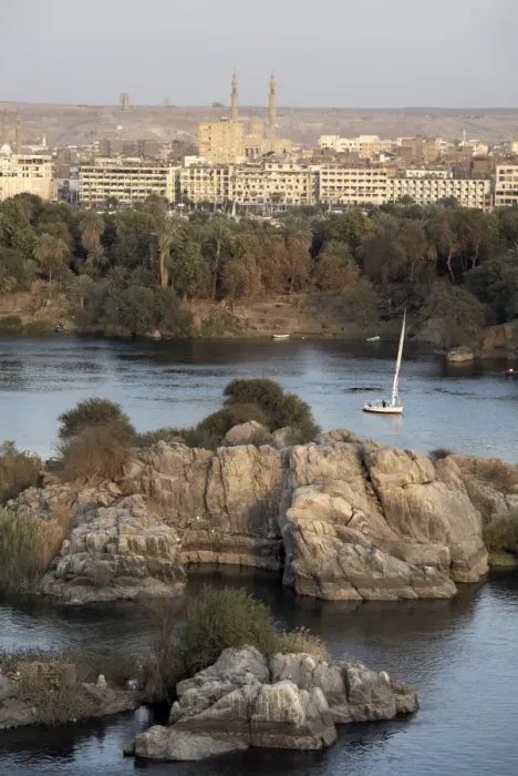 Framed Print : Overlooking the river Nile at the southern city of Aswan, Egypt, North Africa, Africa Framed Print : Overlooking the river Nile at the southern city of Aswan, Egypt, North Africa, Africa
