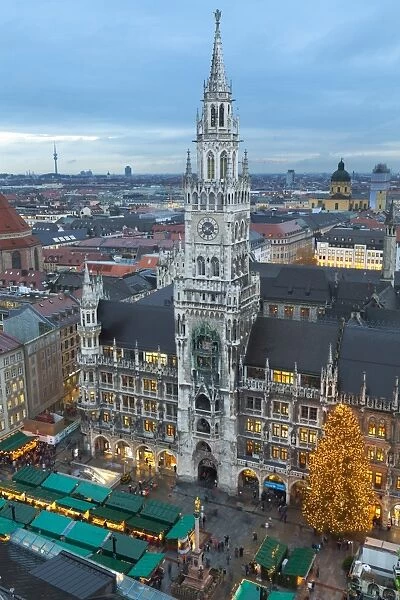 Overview of the Marienplatz Christmas Market and the New Town Hall, Munich, Bavaria, Germany, Europe