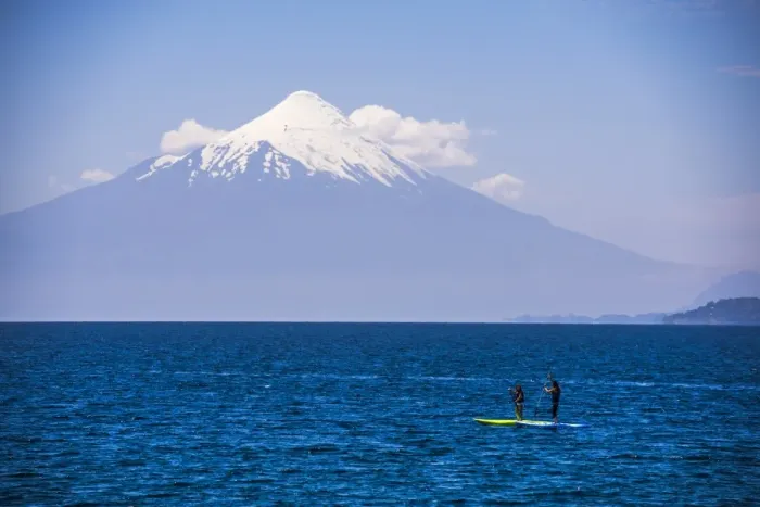 Framed Print : Paddleboarding on Llanquihue Lake with Osorno Volcano (Volcan Osorno) behind, Puerto Varas Framed Print : Paddleboarding on Llanquihue Lake with Osorno Volcano (Volcan Osorno) behind, Puerto Varas