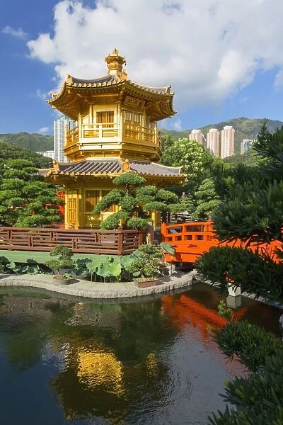 Pagoda in Nan Lian Garden at Chi Lin Nunnery, Diamond Hill, Kowloon, Hong Kong, China