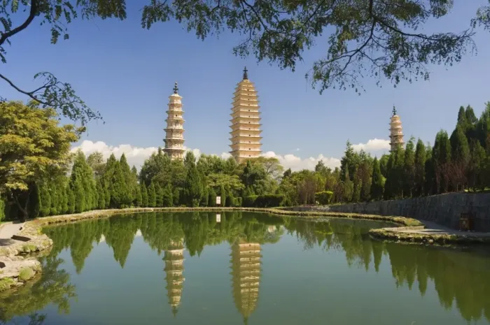 Framed Print : The Three Pagodas, Dali Old Town, Yunnan Province, China, Asia Framed Print : The Three Pagodas, Dali Old Town, Yunnan Province, China, Asia