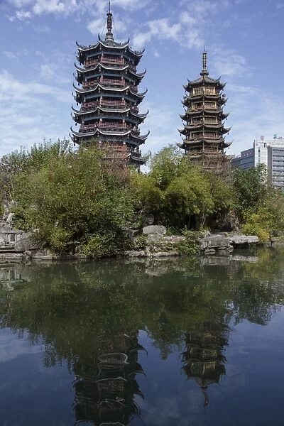Two Pagodas Park, Guilin, Guangxi, China, Asia