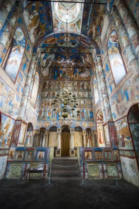 Framed Print : Painted walls in the cathedral of the Kremlin of Rostov Veliky, Golden Ring, Russia, Europe Framed Print : Painted walls in the cathedral of the Kremlin of Rostov Veliky, Golden Ring, Russia, Europe