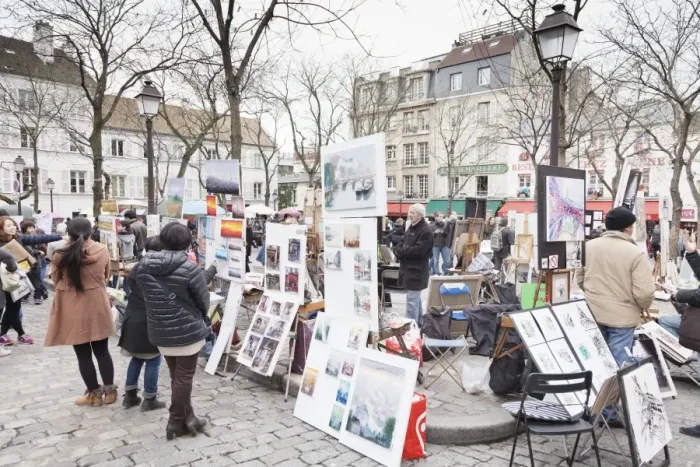 Framed Print : Paintings for sale in the Place du Tertre, Montmartre, Paris, Ile de France, France, Europe Framed Print : Paintings for sale in the Place du Tertre, Montmartre, Paris, Ile de France, France, Europe