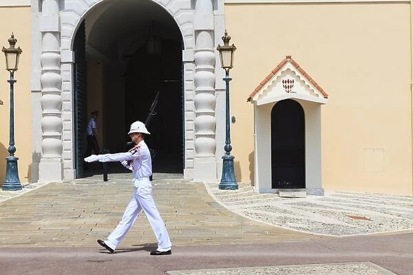 Palace guard, Palais Princier, Monaco-Ville, Monaco, Europe