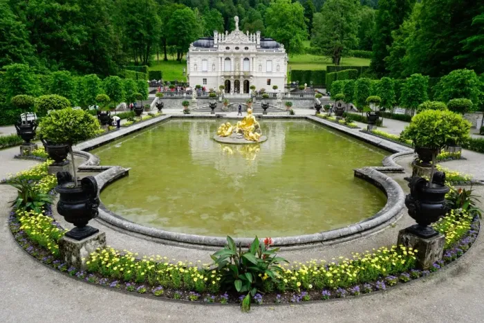 Framed Print : Palace of Linderhof, royal villa of King Ludwig the Second, Bavaria, Germany, Europe Framed Print : Palace of Linderhof, royal villa of King Ludwig the Second, Bavaria, Germany, Europe