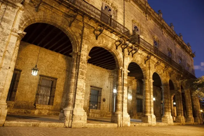 Framed Print : Palacio del Segundo Cabo dating from 1776, in the Plaza de Armas in Old Havana Framed Print : Palacio del Segundo Cabo dating from 1776, in the Plaza de Armas in Old Havana