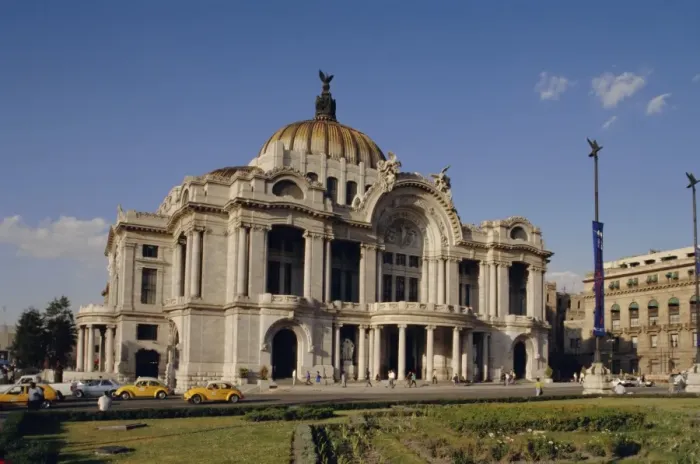 Framed Print : Palacio de las Bellas Artes Framed Print : Palacio de las Bellas Artes