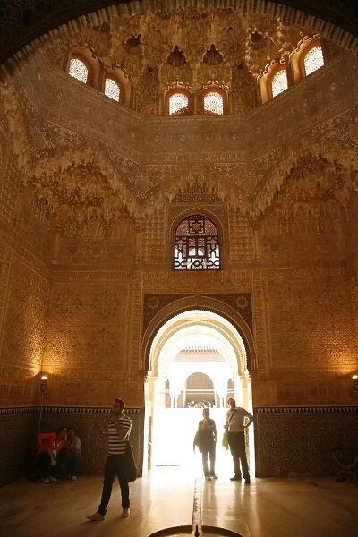 Palacio de los Leones, one of the three palaces that forms the Palacio Nazaries, Alhambra, UNESCO World Heritage Site, Granada, Andalucia, Spain, Europe