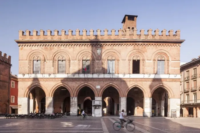 Framed Print : Palazzo Comunale, dating from the early 13th century and now the seat of the Town Council Framed Print : Palazzo Comunale, dating from the early 13th century and now the seat of the Town Council