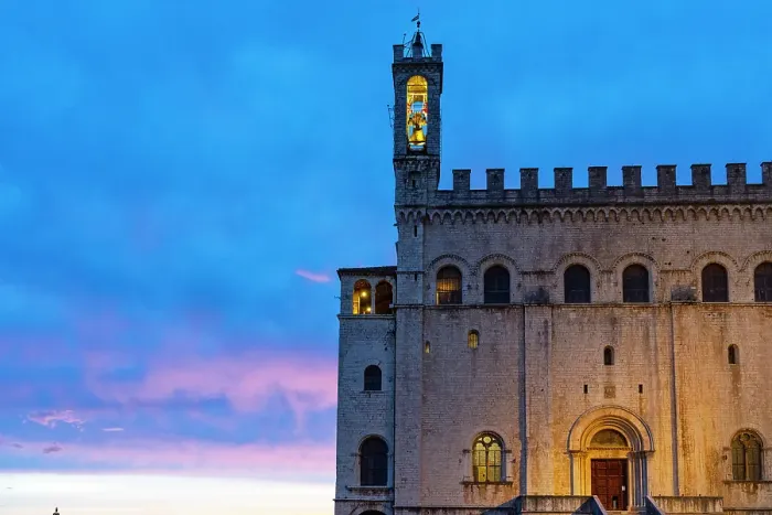 Framed Print : Palazzo dei Consoli (Palace of the Consuls) at sunset, Gubbio, Umbria, Italy Framed Print : Palazzo dei Consoli (Palace of the Consuls) at sunset, Gubbio, Umbria, Italy