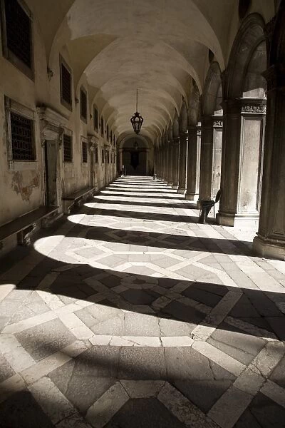 Palazzo Ducale courtyard, Venice, UNESCO World Heritage Site, Veneto, Italy, Europe