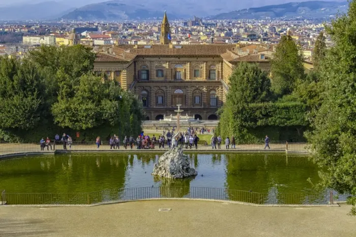 Framed Print : Palazzo Pitti and Boboli Gardens, UNESCO World Heritage Site, Florence, Tuscany, Italy Framed Print : Palazzo Pitti and Boboli Gardens, UNESCO World Heritage Site, Florence, Tuscany, Italy