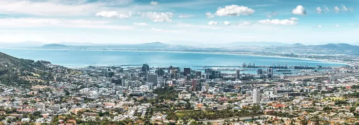 Framed Print : Panaromic view of Cape Town, a port city on South Africa's southwest coast, on a peninsula beneath the imposing Table Mountain, Cape Town, Western Cape, South Africa, Africa Framed Print : Panaromic view of Cape Town, a port city on South Africa's southwest coast, on a peninsula beneath the imposing Table Mountain, Cape Town, Western Cape, South Africa, Africa