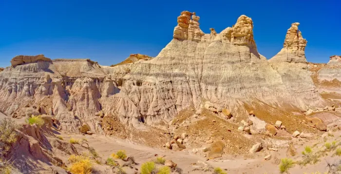 Framed Print : Panorama of three hoodoos shaped like kings, on the edge of the Blue Mesa in Petrified Framed Print : Panorama of three hoodoos shaped like kings, on the edge of the Blue Mesa in Petrified