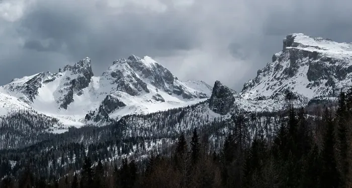 Framed Print : Panorama of Monte Cernera and Ra Gusela mountains at Passo Giau covered by snow, Dolomites, Belluno, Italy, Europe Framed Print : Panorama of Monte Cernera and Ra Gusela mountains at Passo Giau covered by snow, Dolomites, Belluno, Italy, Europe