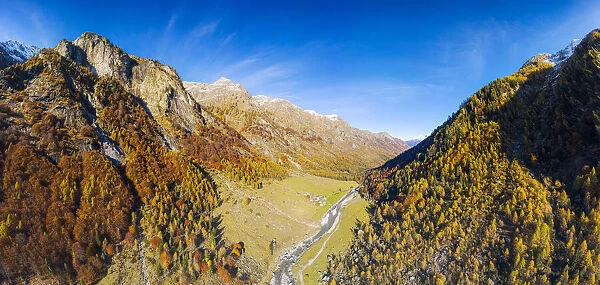 Panoramic aerial view of Val Bodengo during autumn, Valchiavenna, Valtellina, Lombardy