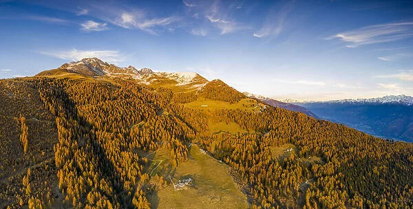 Panoramic view of Alpe Mara with Corna Mara in autumn, Valtellina, Lombardy, Italy, Europe