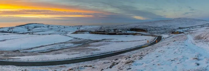 Framed Print : Panoramic view of frozen landscape near Macclesfield at sunset, High Peak, Cheshire Framed Print : Panoramic view of frozen landscape near Macclesfield at sunset, High Peak, Cheshire