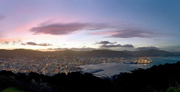 Panoramic view from Mount Victoria at sunset