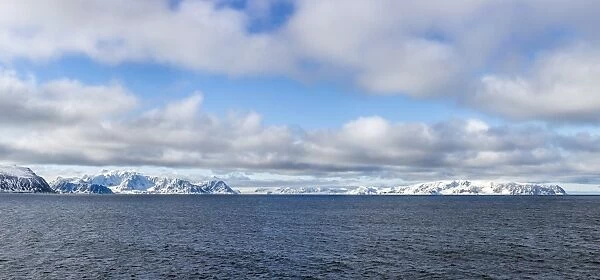 Panoramic view of Signehamna, Krossfjord, Spitsbergen, Svalbard, Norway, Scandinavia, Europe