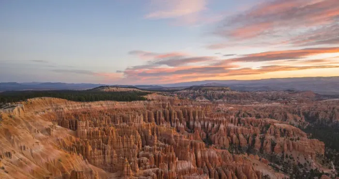Framed Print : Panoramic view over the Silent City from the Rim Trail at Inspiration Point, dawn