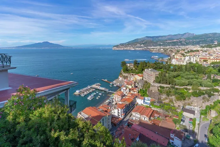 Framed Print : Panoramic view of Sorrento and Mount Vesuvius and Bay of Naples, Sorrento, Campania, Italy, Mediterranean, Europe Framed Print : Panoramic view of Sorrento and Mount Vesuvius and Bay of Naples, Sorrento, Campania, Italy, Mediterranean, Europe