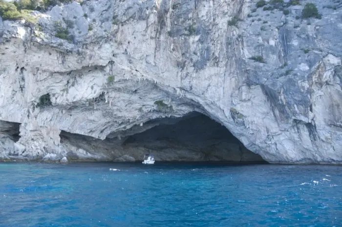 Framed Print : Papanikolis Cave, Meganisi, Ionian Islands, Greek Islands, Greece, Europe Framed Print : Papanikolis Cave, Meganisi, Ionian Islands, Greek Islands, Greece, Europe