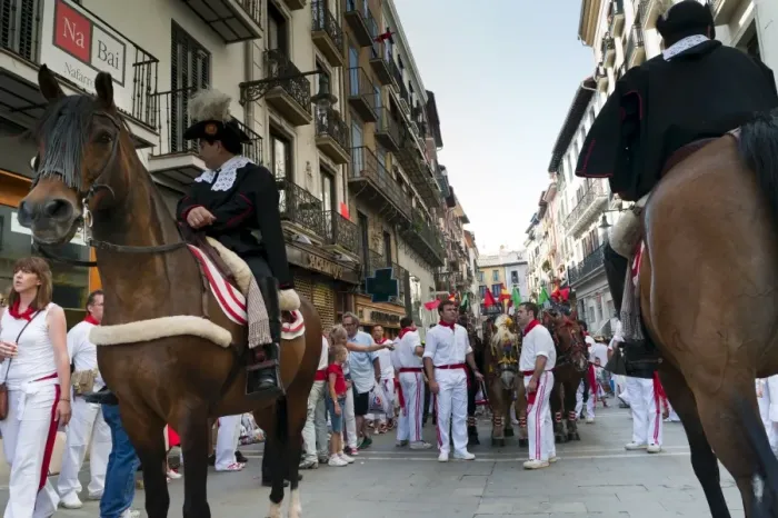 Framed Print : Parade of bullfight horsemen and mules, San Fermin festival, Pamplona, Navarra (Navarre) Framed Print : Parade of bullfight horsemen and mules, San Fermin festival, Pamplona, Navarra (Navarre)