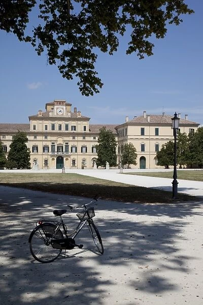 Parco Ducale and Ducal Palace, Parma, Emilia Romagna, Italy, Europe