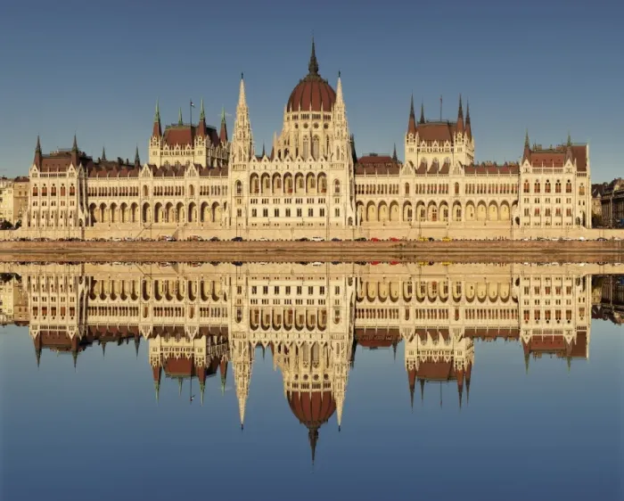 Framed Print : Parliament Building at sunset, Danube River, UNESCO World Heritage Site, Budapest Framed Print : Parliament Building at sunset, Danube River, UNESCO World Heritage Site, Budapest