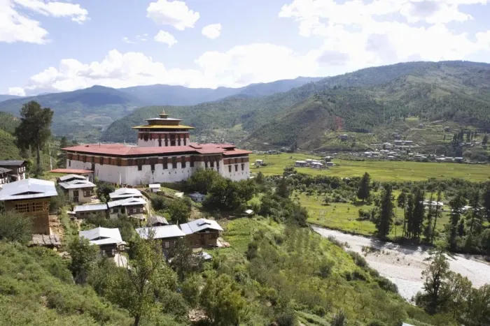 Framed Print : Paro Dzong, Paro, Bhutan, Asia Framed Print : Paro Dzong, Paro, Bhutan, Asia