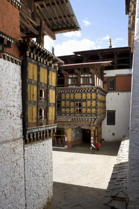 Framed Print : Paro Dzong, Paro, Bhutan, Asia Framed Print : Paro Dzong, Paro, Bhutan, Asia